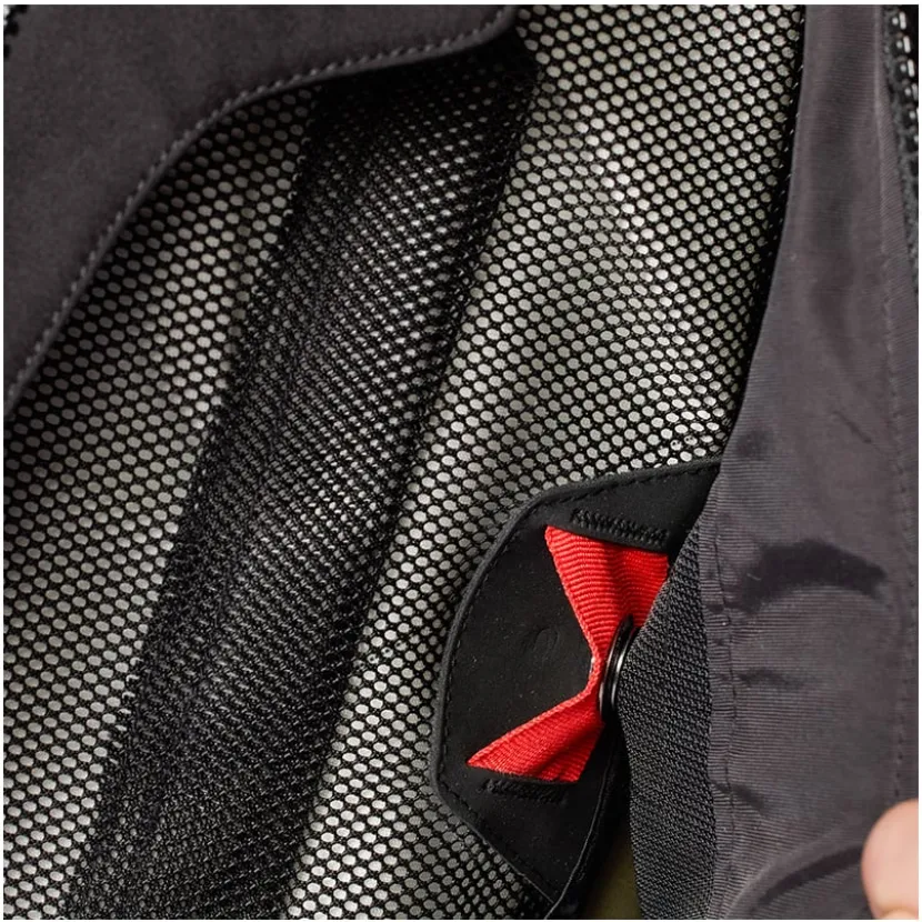 Avertum Street Tech-Air Airbag