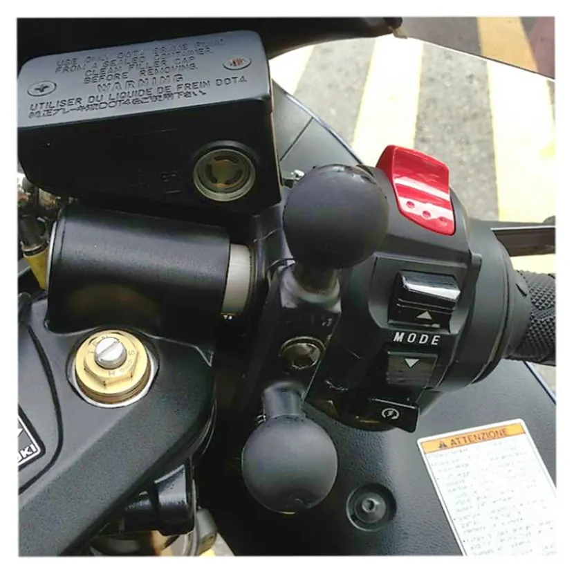 Brake-Clutch Reservoir Double Ball