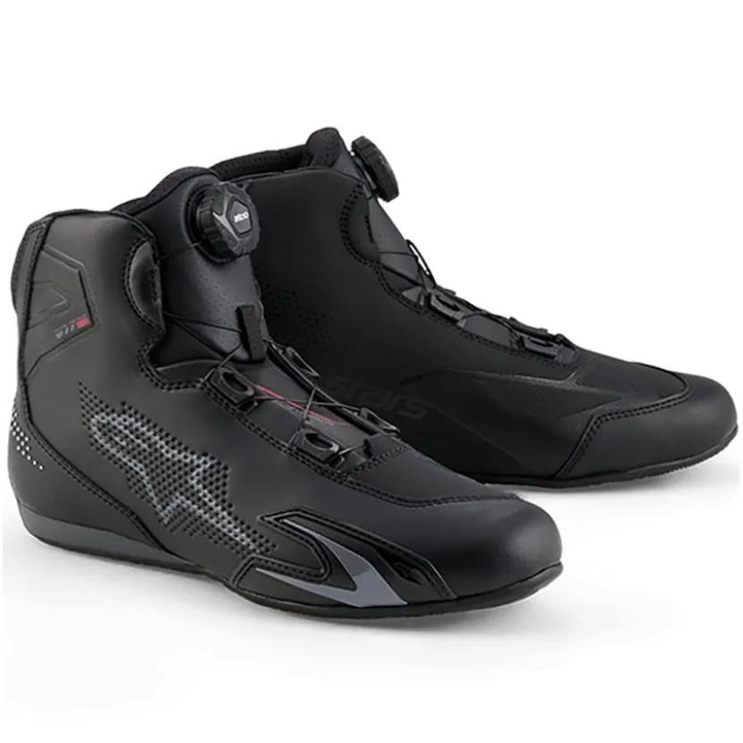 Celer Shoes