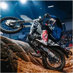Crossair HD Billy Bolt