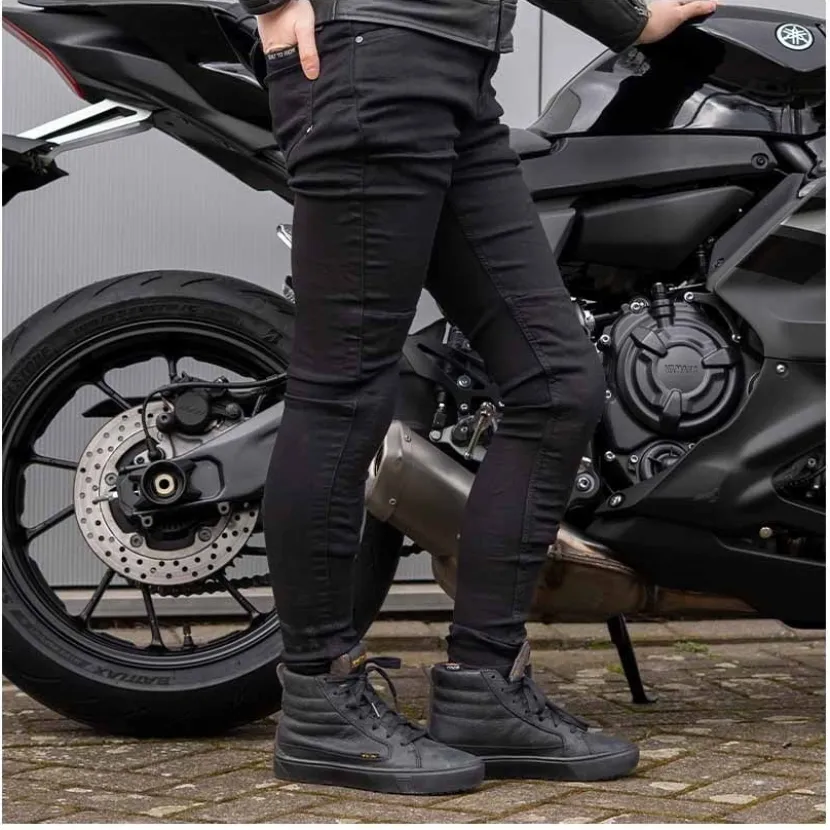 Fury Skinny