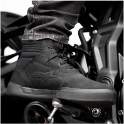 Primer Riding Shoes
