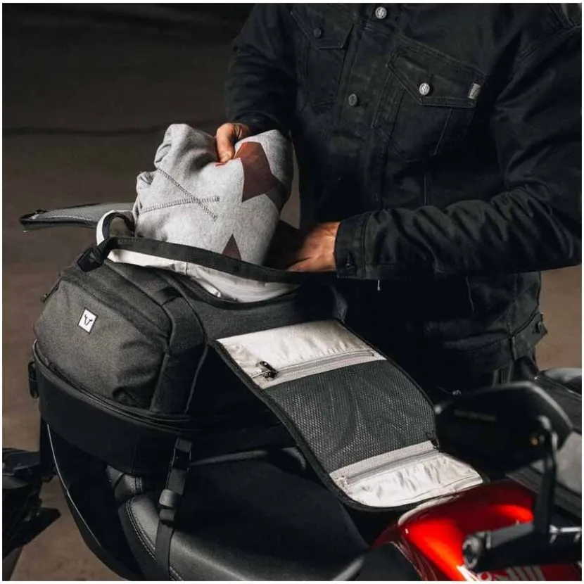 Tail Bag LR4