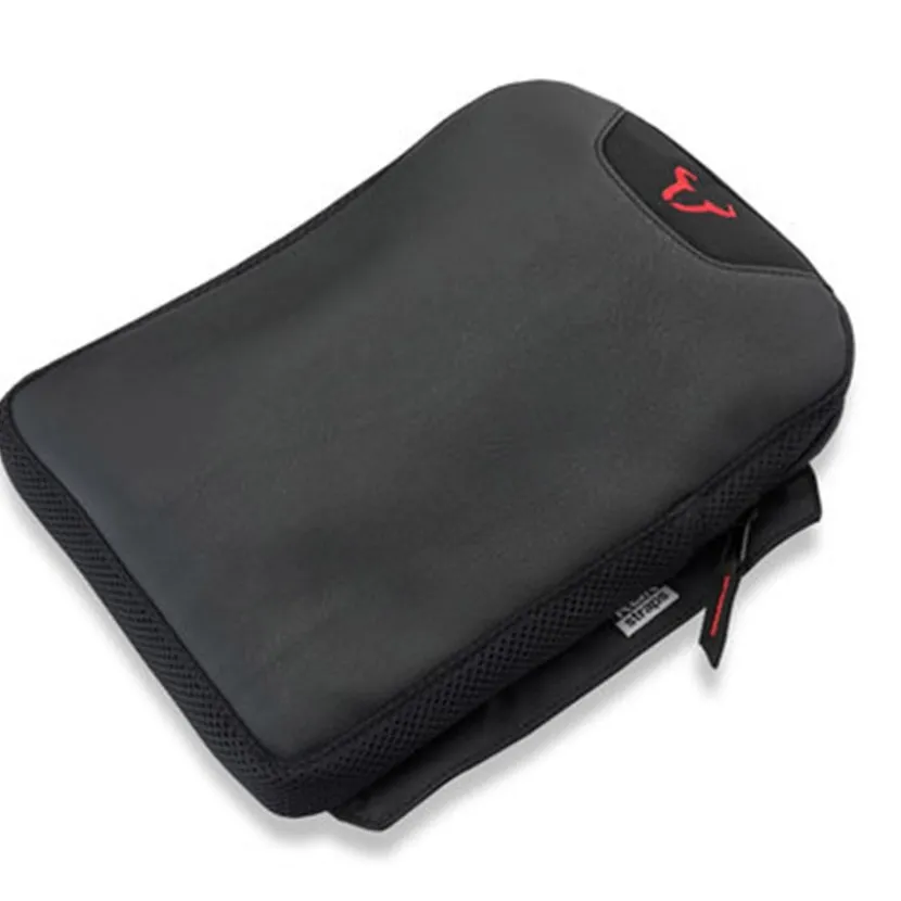 Traveller Pillion